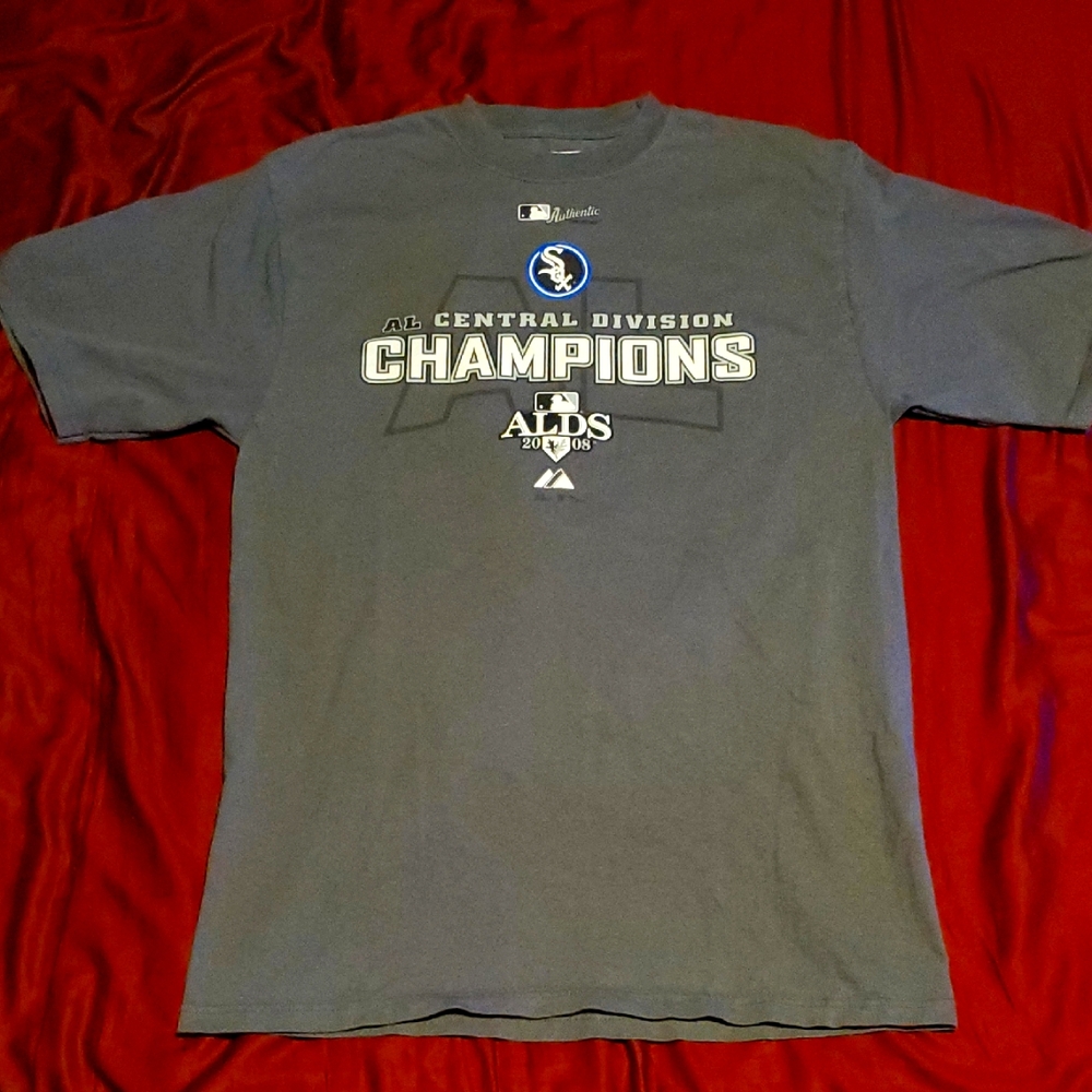 Vintage Chicago White Sox 2008 AL Central Division Champions Locker Room Tee
